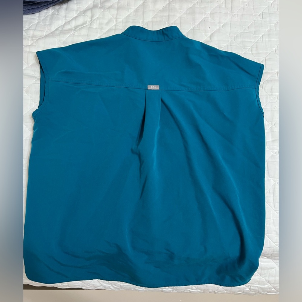 Figs Teal Rafaela Top with Jogger Pants SET